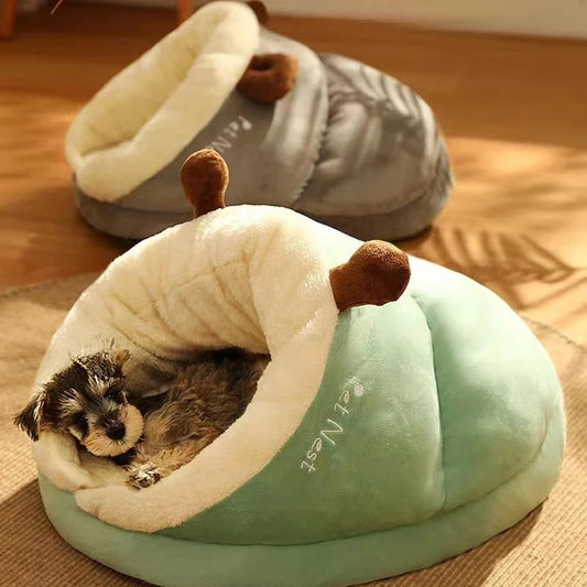 Breathable Slippers Shaped Dog House, Foldable & Washable