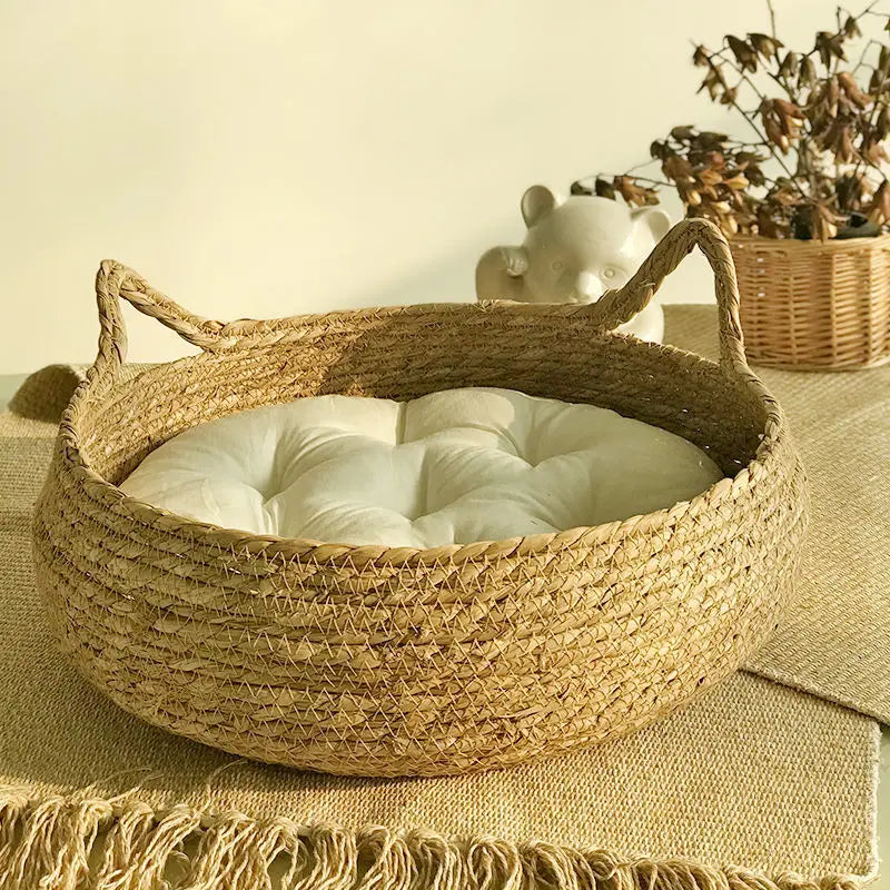 Cozy Woven Cat Basket Bed with Soft Cushion